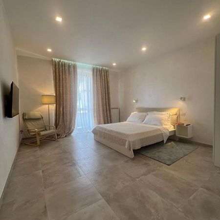Rifready Apartment Vicino A Aou Careggi, Meyer, Polo Unifi Флоренция Экстерьер фото